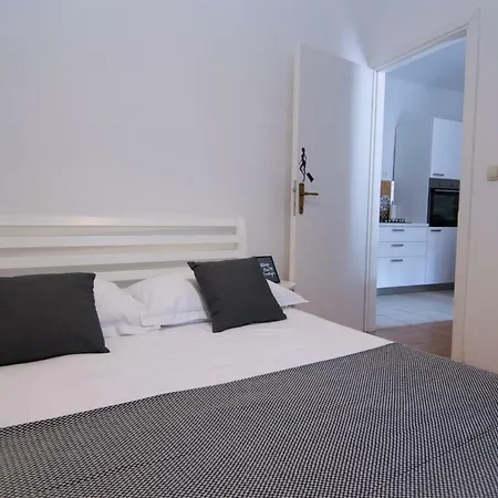 Apartment Studio Terrace Borgoforte